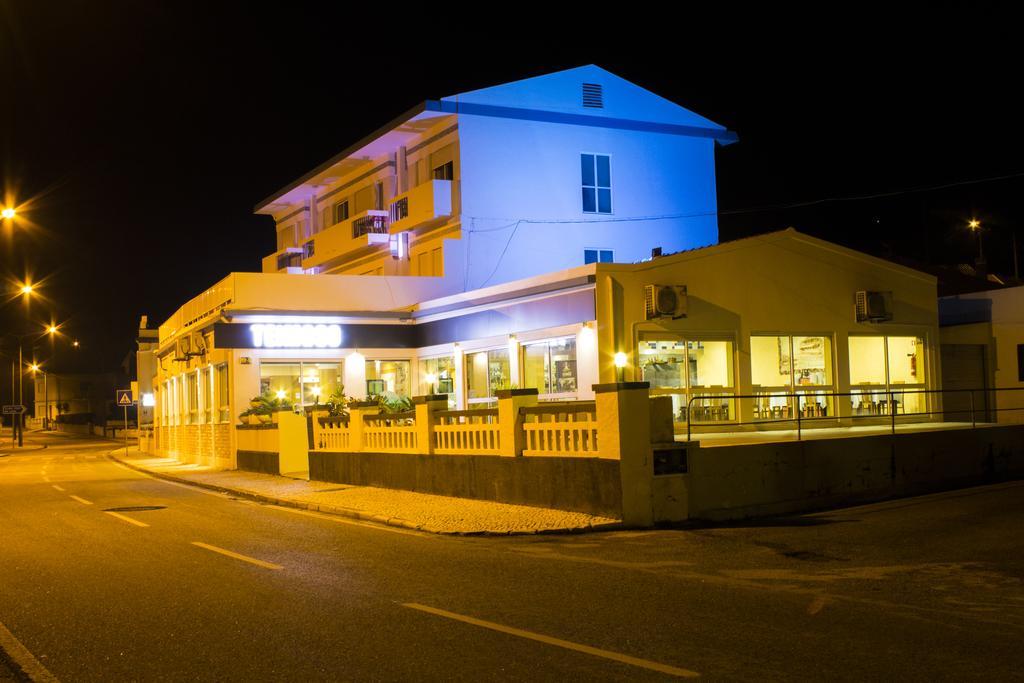 Hotel Teimoso Фігейра-да-Фош Екстер'єр фото